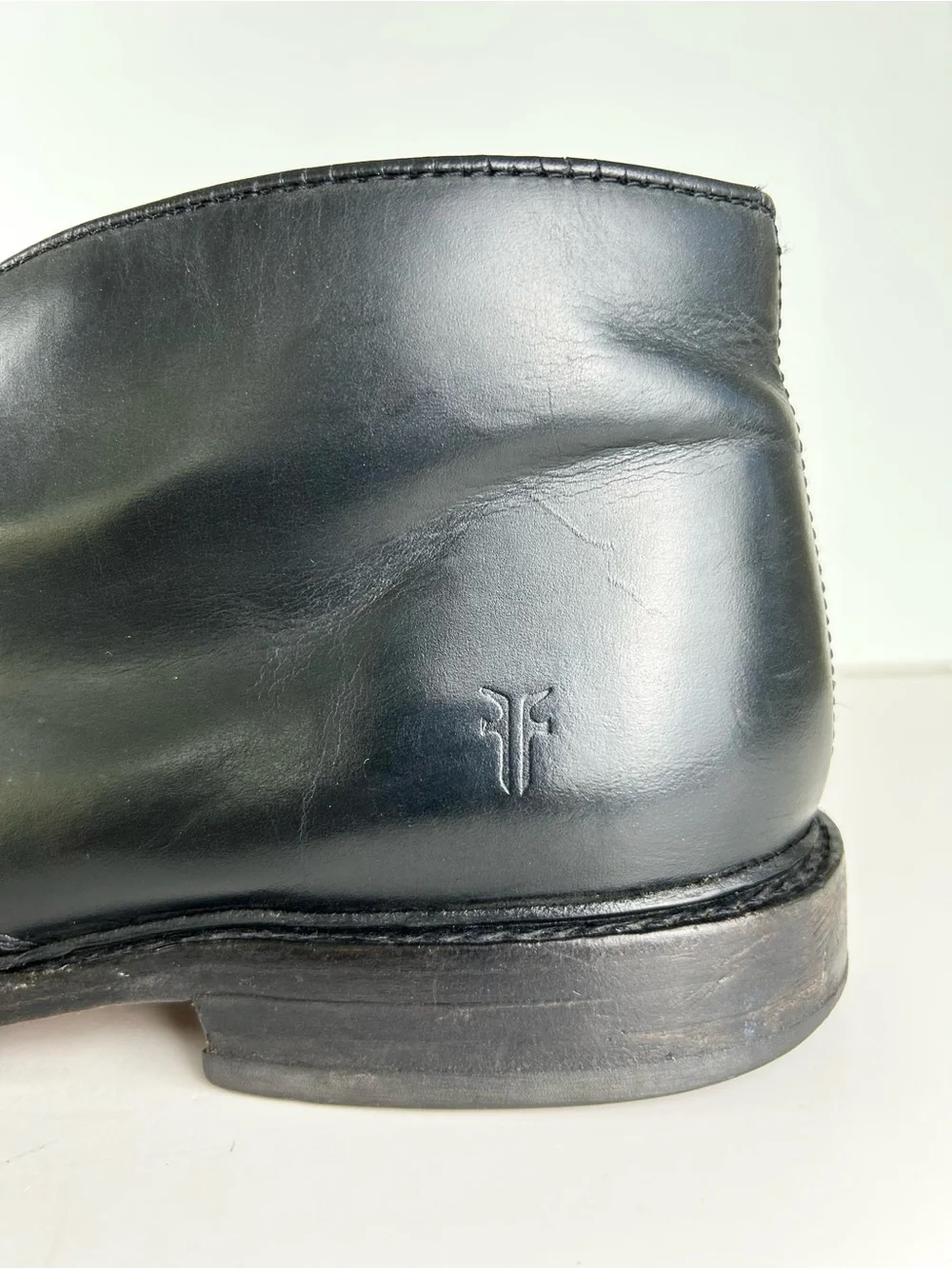Frye Weston Lace Up Black Leather Chukka Vibram Soles Minimalist Ankle Boots